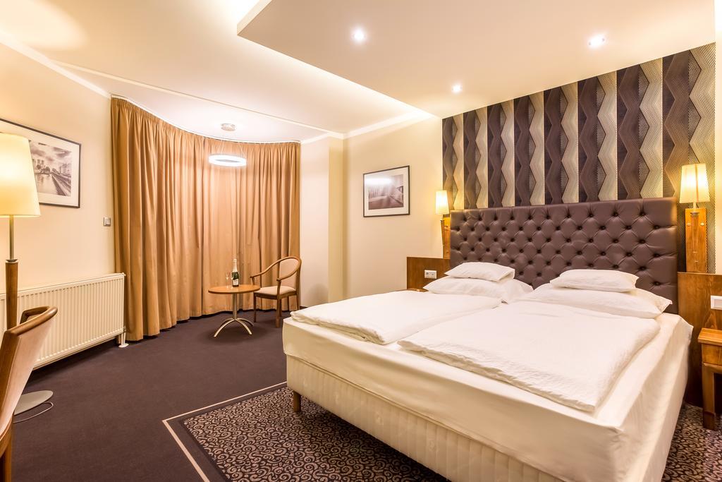Szonyi Garden Hotel Pest Budapest Exterior foto